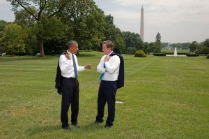 Author: The White House photographer Pete Souza; Souce: https://www.flickr.com/photos/whitehouse/4876682057/; via Wikimedia Commons